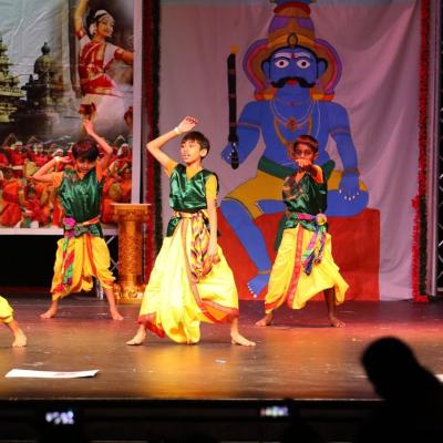 8 12 Years Bollywood Dance 14