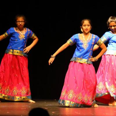 8 12 Years Bollywood Dance 52